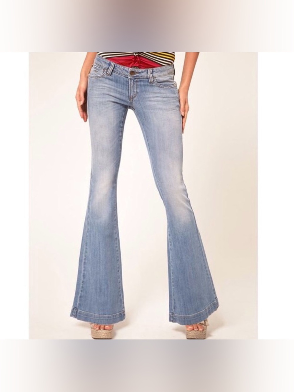 Miss Sixty Style “Ex Love” Mid Rise Light Wash Flare Jeans Size 30